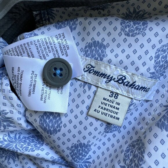 Tommy Bahama Mens 38 Gray Golf Performance Chino Shorts Textured Nylon Spandex - Picture 3 of 10